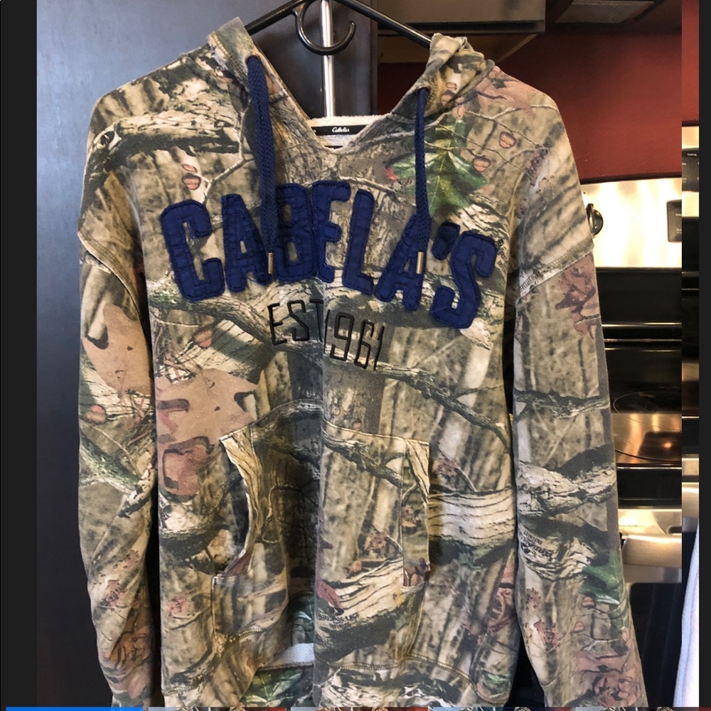 Cabela’s hoodie